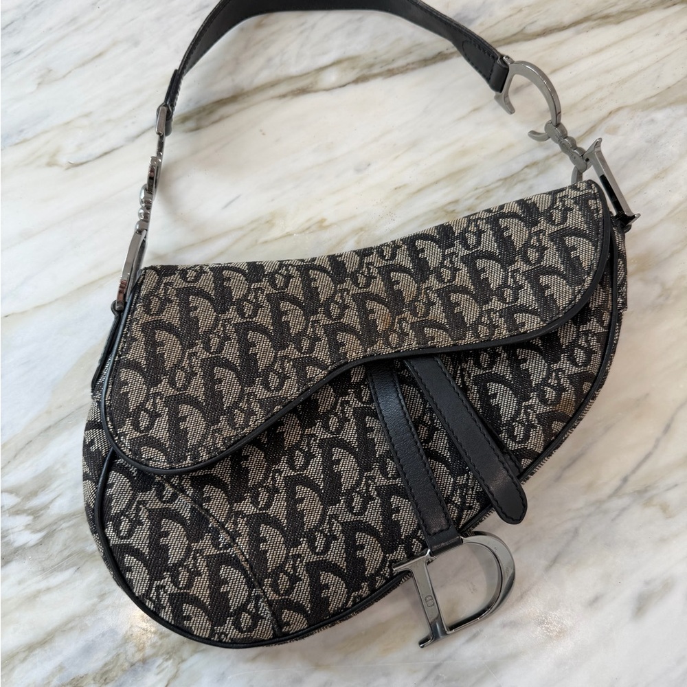 Christian Dior by John Galliano 2001
Original Black Diorissimo Saddle